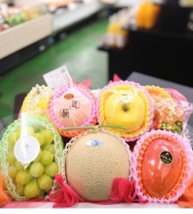 やおもり果実専門店